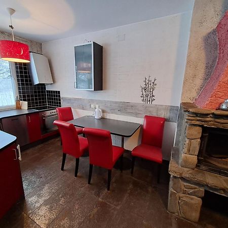 Apartaments Gory Niedzica Zamek Exterior foto