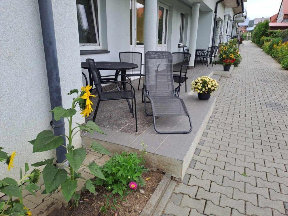 Apartaments Gory Niedzica Zamek Exterior foto