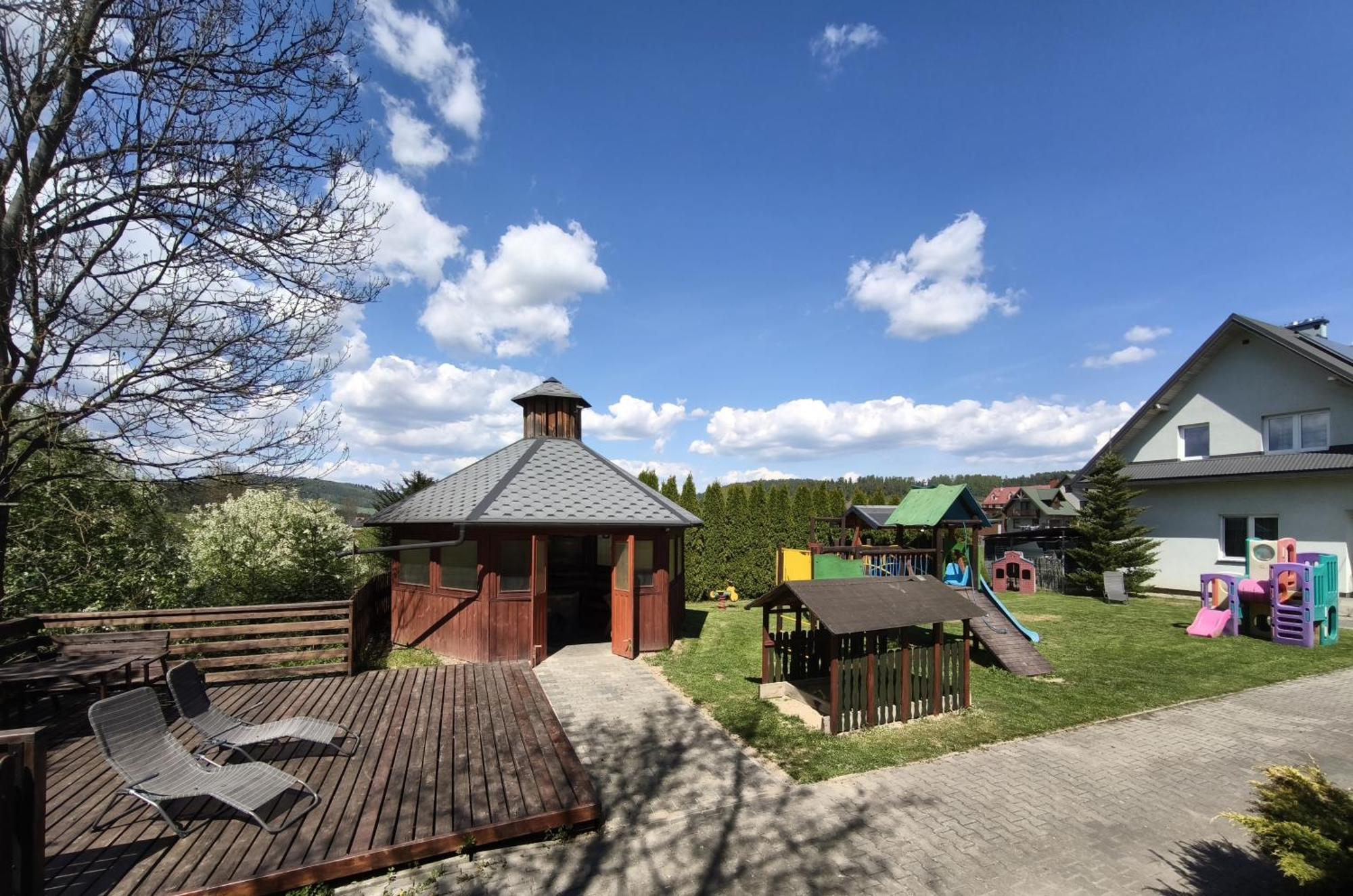Apartaments Gory Niedzica Zamek Exterior foto
