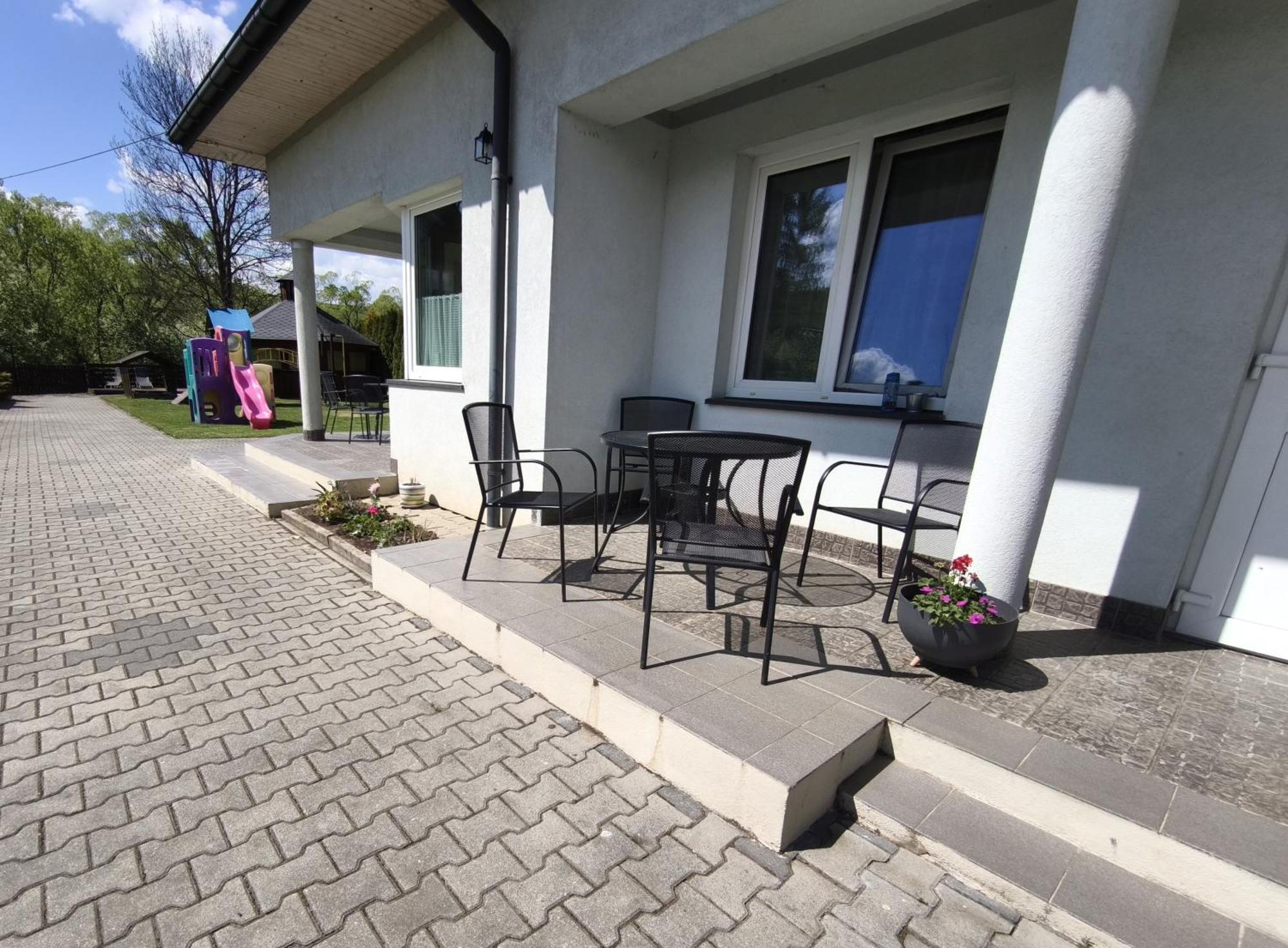 Apartaments Gory Niedzica Zamek Exterior foto